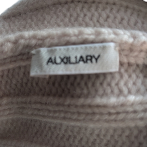 Auxiliary Cashmere rib knit beanie dust pink. - Picture 4 of 4